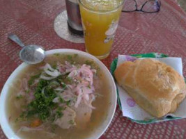 Encebollados Salomón food