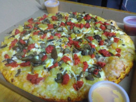 Manolo's Pizza food