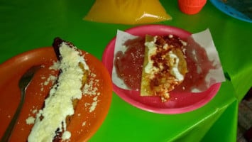 Antojitos Cristy food