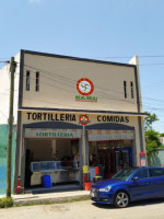 Tortillería Y Comidas Real Reloj Sucursal El Reloj food