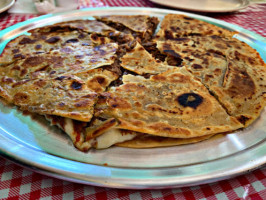 Tacos De Birria Valerios inside