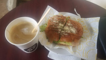 Café La Cabaña food