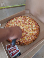 Vane Pizza food