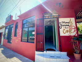 Mamá Juana Sons Café outside