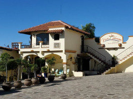 Vista Hermosa Resort, México outside