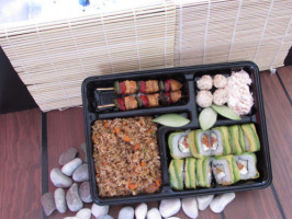 Nakama Sushi inside