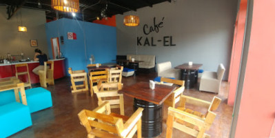 Café Kal-el food