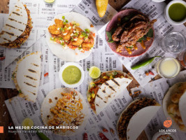 Los Arcos México food