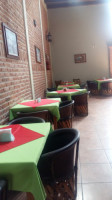 Armando's inside