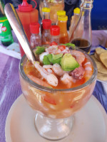 Mariscos Pancho food