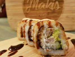 Los Makis Sushi food