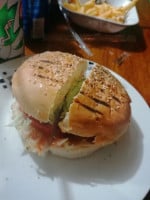 Pulido, Hamburguesas Al Carbon Y Hotdogs food