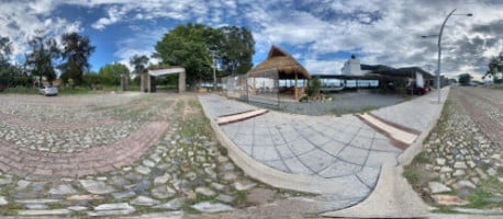 Mariscos El Carnal outside