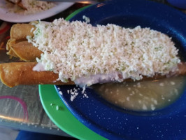 Las Flautas De Playa food