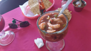 Mariscos El Minero food