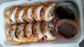 Sushi Tom-jun. food