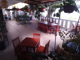 La Loma inside