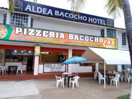 Pizzeria Bacocho outside