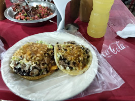 Tacos El Güero Fermín food