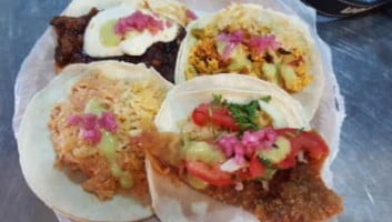 Tacos El AmÉrica food