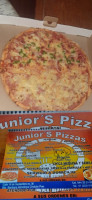 Junior's Pizza food