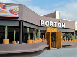 El Porton, México outside