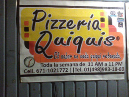 Pizzeria Quiquis inside