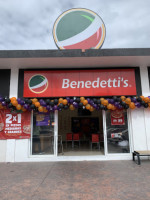 Benedetti's Pizza Amsterdam outside
