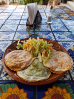 Gorditas 'don Pedro ' inside