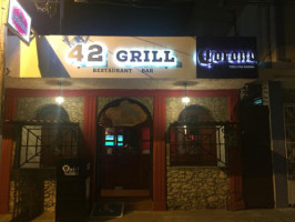 42 Grill inside