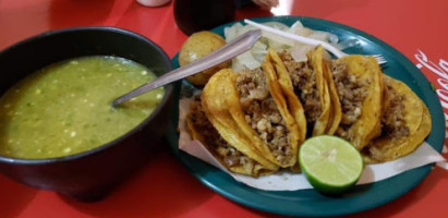 Ricos Tacos Doña Lety food