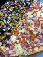 Mina's Pizza Estacion Plaza Virreynal food