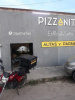 Pizzanita outside