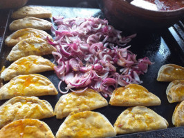 Tacos De Barbacoa Cabral food
