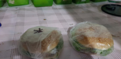 Tortas Y Hamburguesas Ayu food