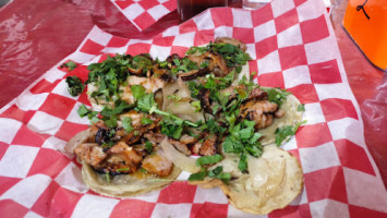 Tacos Al Pas-thor inside