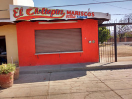 Mariscos El Chiltepín (estilo Sinaloa) outside