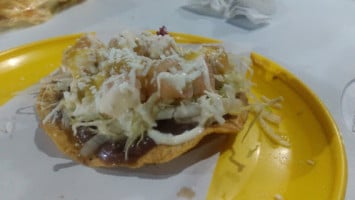 Las Delicias De La Sirenita food