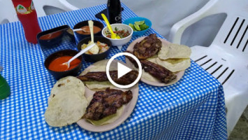 Tacos Asados Los Peques food