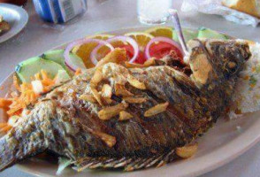 El Puerto Rico Pescados Y Mariscos food