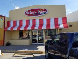 Fefer's Pizza outside