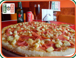 Pizzas Suprema food