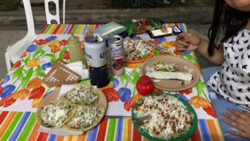 Taqueria Pín food