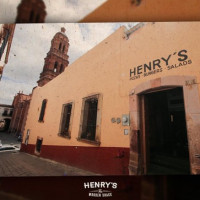 Henry's Comida