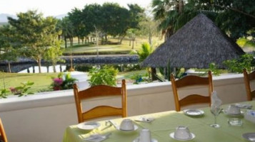 Marina Ixtapa Golf Course food