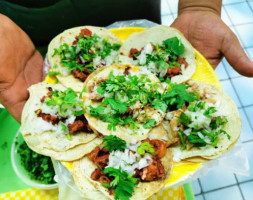 Tortas Ahogadas El Casp food