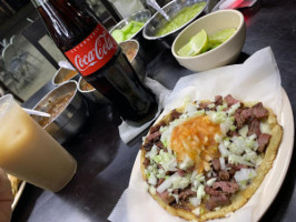 Taquería Y Asadero 'el Torito De Mazatlán ' food