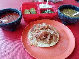 Taqueria El Pirul food