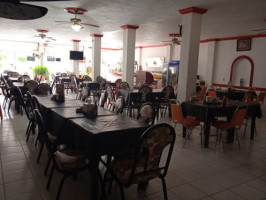 Mariscos Brisas Del Mar inside