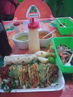Tacos Lionso food